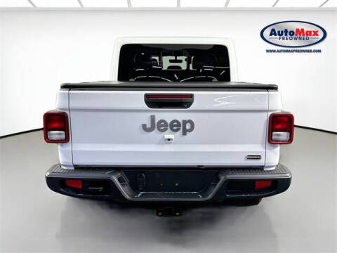 2022 Jeep Gladiator Overland