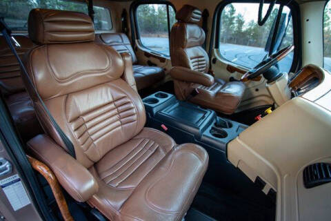 2015 Freightliner M2 106