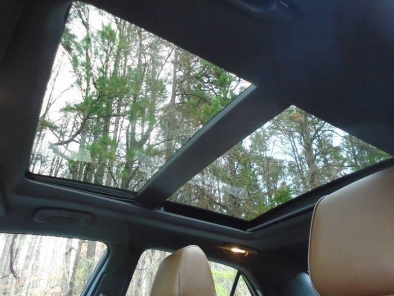 2013 Chrysler 300 C John Varvatos Luxury Edition