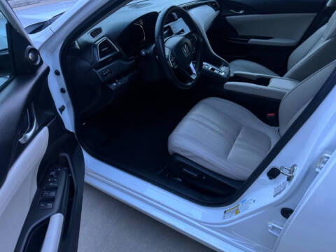 2019 Honda Insight Touring