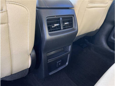 2019 Ford Edge SE