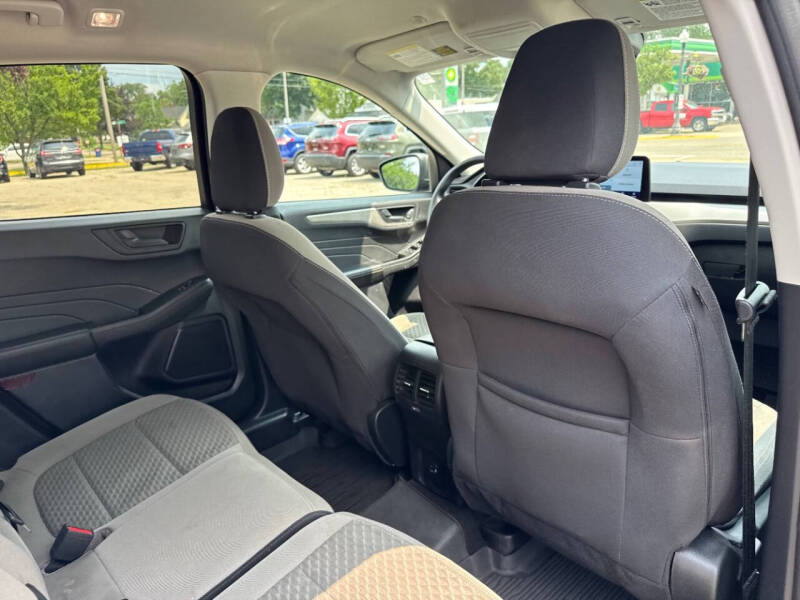 2022 Ford Escape SE