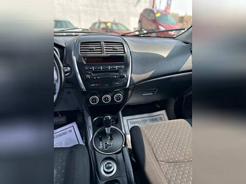 2011 Mitsubishi Outlander Sport SE