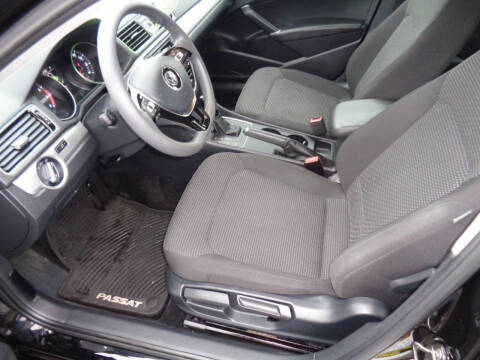 2016 Volkswagen Passat