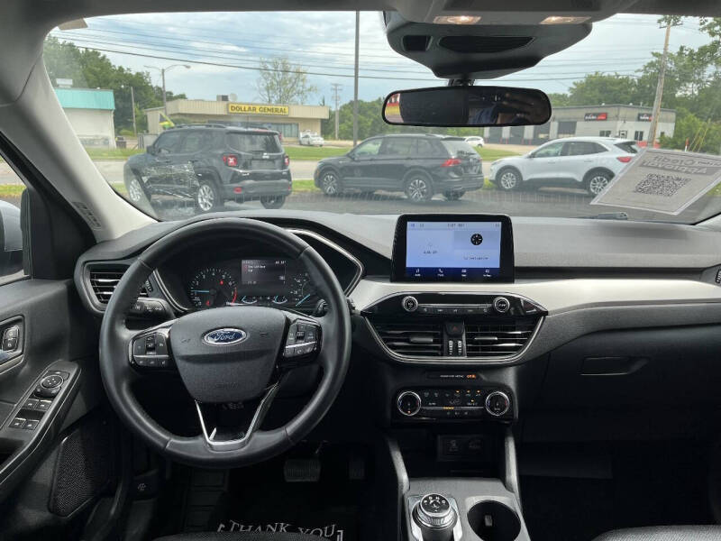 2022 Ford Escape SEL