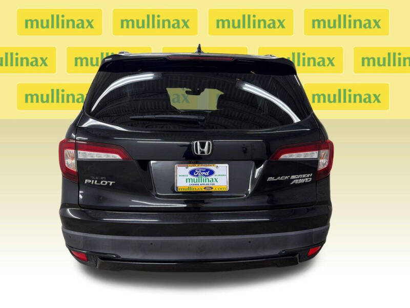 2022 Honda Pilot Black Edition