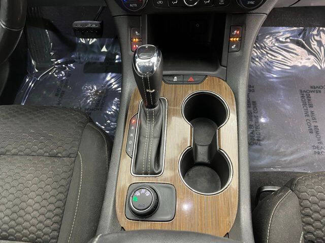 2018 GMC Acadia SLE-2
