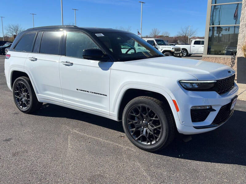 2025 Jeep Grand Cherokee Summit Reserve