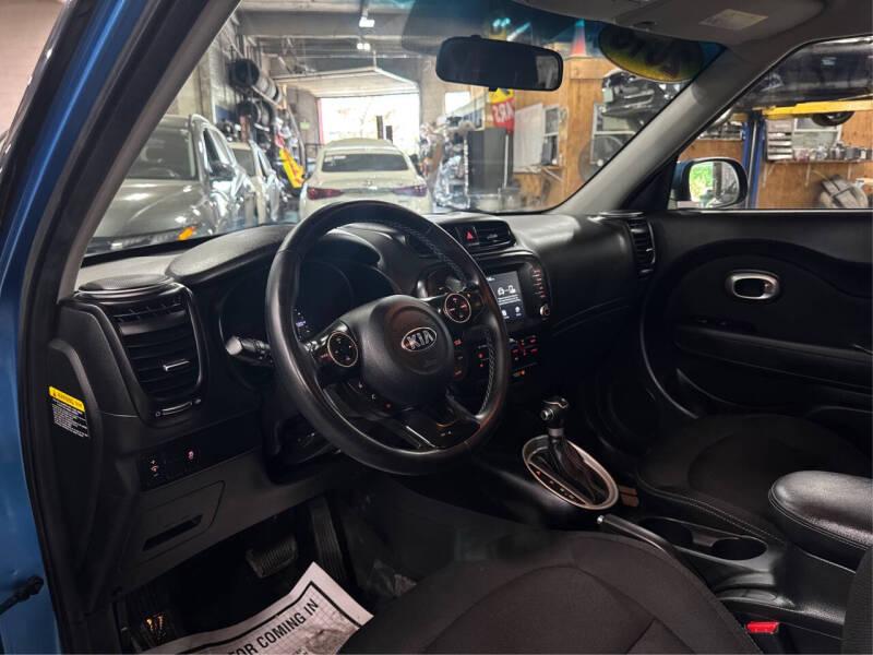 2018 Kia Soul +