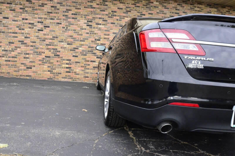 2019 Ford Taurus Limited