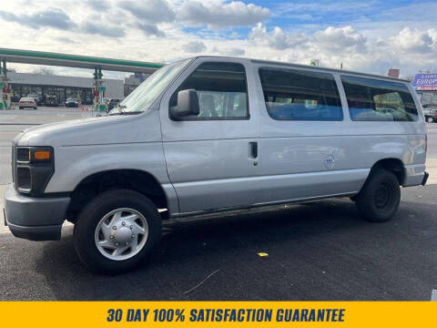 2011 Ford E-Series E-150 XLT