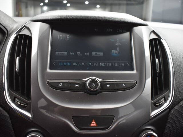 2017 Chevrolet Cruze LT Auto