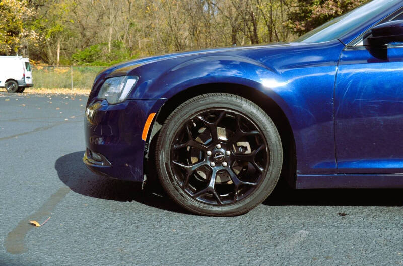 2016 Chrysler 300 S Alloy Edition