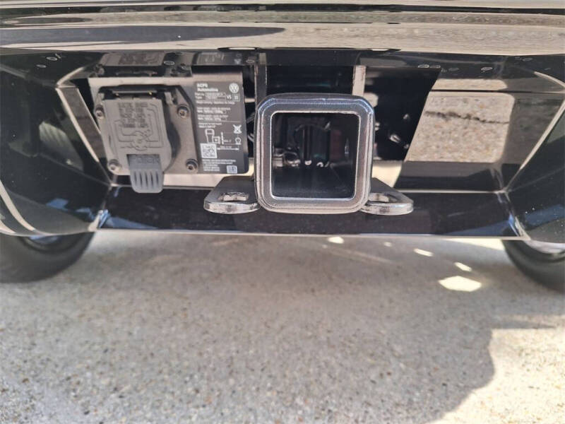 2026 Volkswagen Atlas Cross Sport SEL Premium R-Line 4Motion