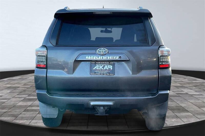 2016 Toyota 4Runner SR5