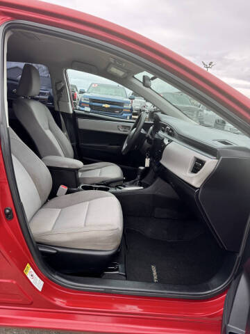 2015 Toyota Corolla LE Plus