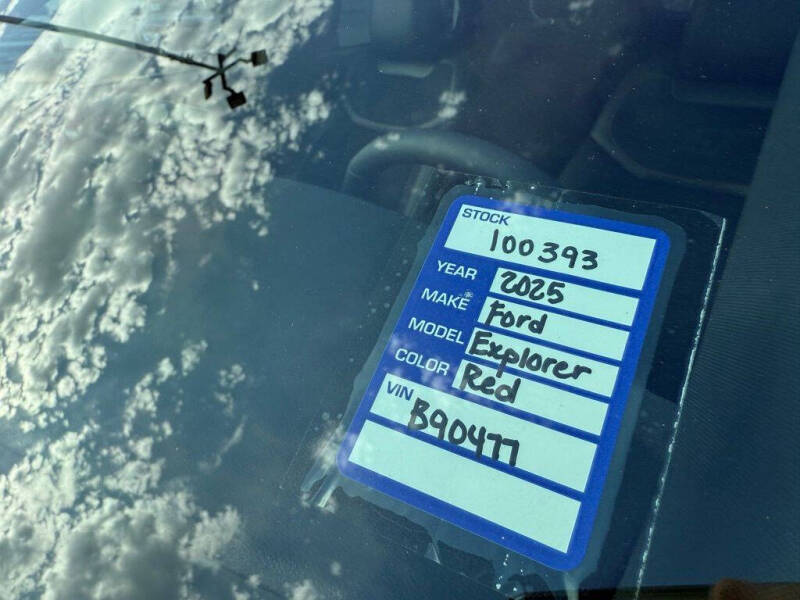 2025 Ford Explorer ST