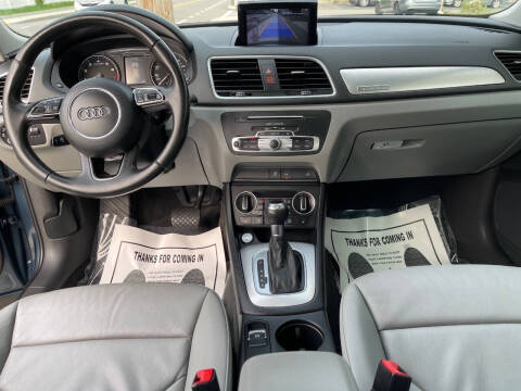 2016 Audi Q3 2.0T quattro Premium Plus