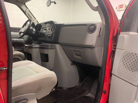 2013 Ford E-Series E-250