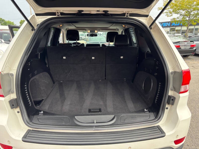 2012 Jeep Grand Cherokee Laredo