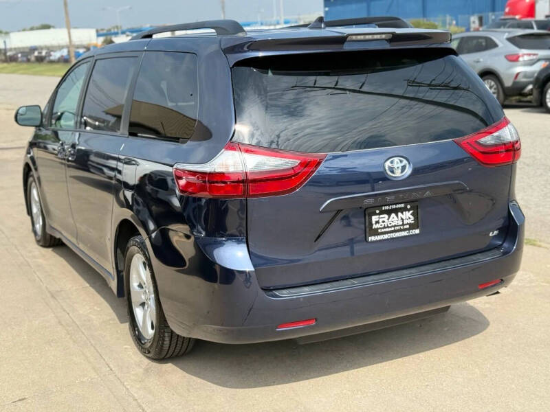 2020 Toyota Sienna LE 8-Passenger