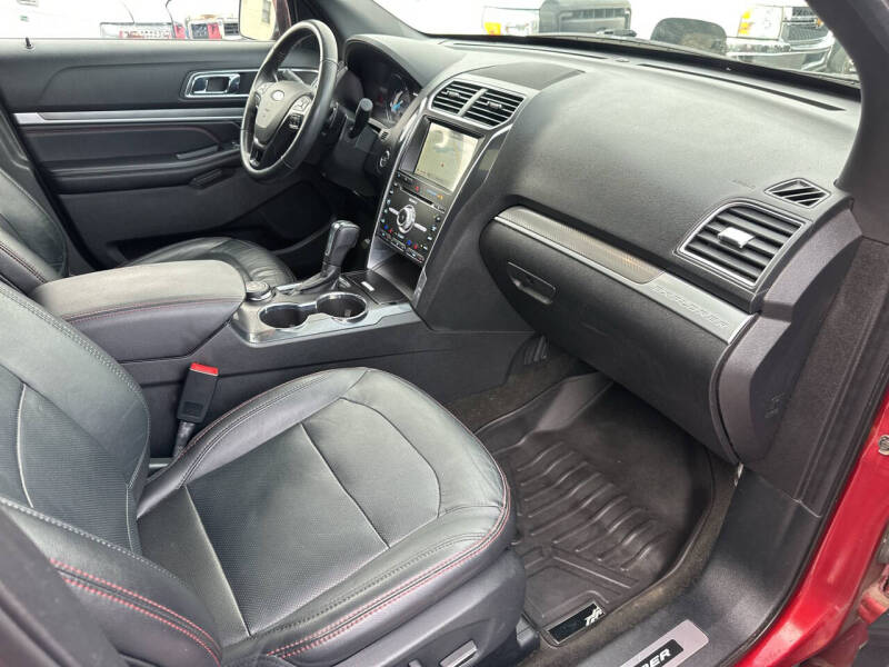 2018 Ford Explorer Sport