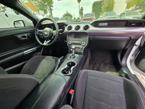 2017 Ford Mustang EcoBoost