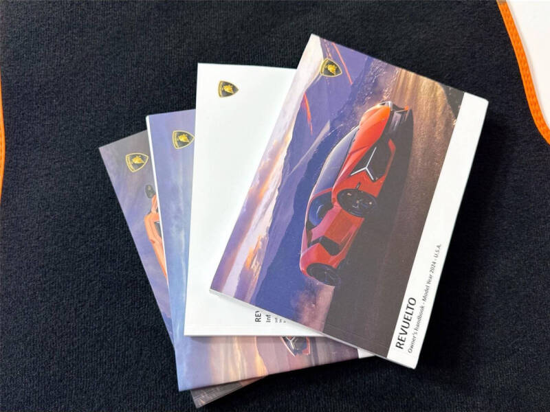 2024 Lamborghini Revuelto