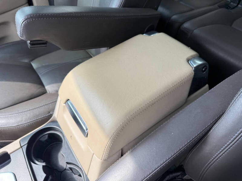 2016 Land Rover LR4 HSE LUX