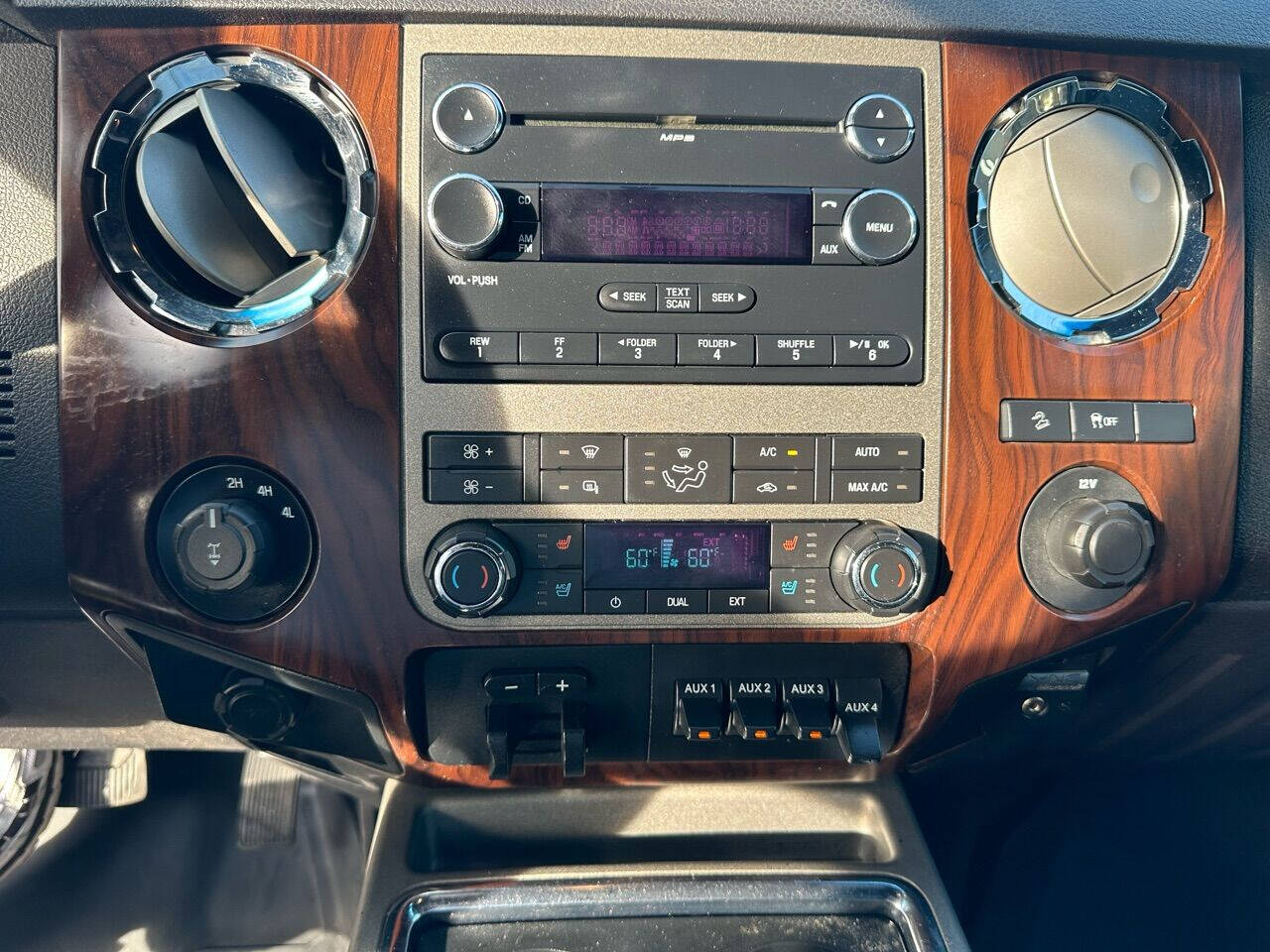 2011 FORD F-350 Pickup - $39,900