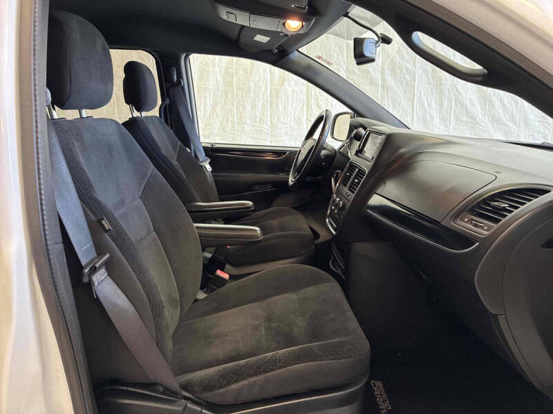 2017 Dodge Grand Caravan SE Plus
