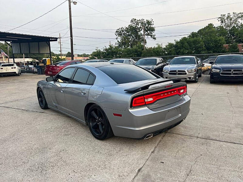 2013 Dodge Charger R/T Plus