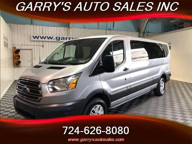 2016 15 passenger sales van