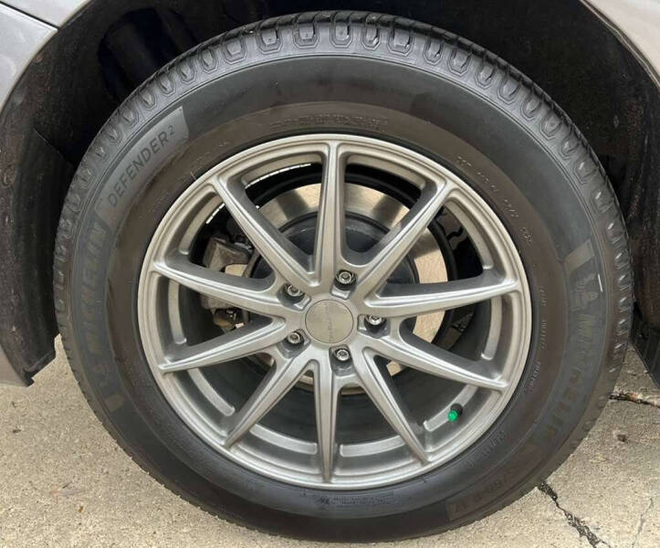 2019 Toyota Sienna XLE 8-Passenger