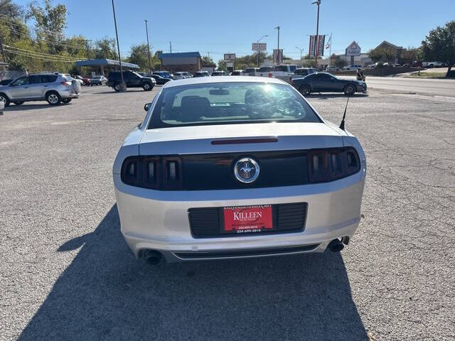 2014 Ford Mustang V6
