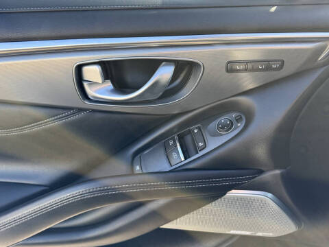 2017 Infiniti Q60 3.0T Premium