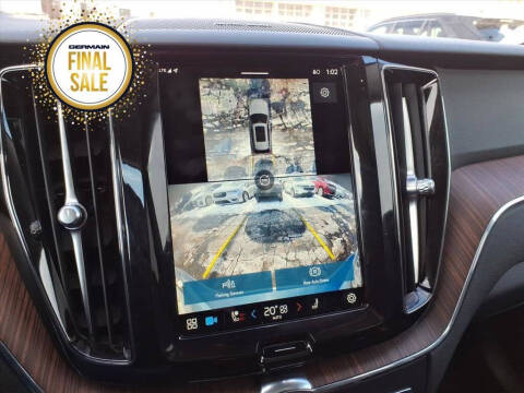 2024 Volvo XC60 B5 Plus Dark Theme