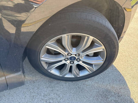 2019 Ford Edge Titanium