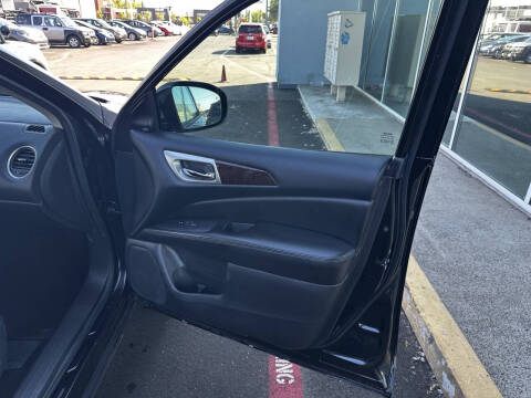 2016 Nissan Pathfinder Platinum