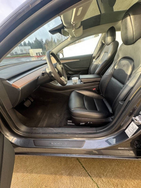 2021 Tesla Model 3 Standard Range Plus