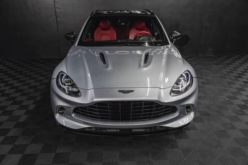 2021 Aston Martin DBX