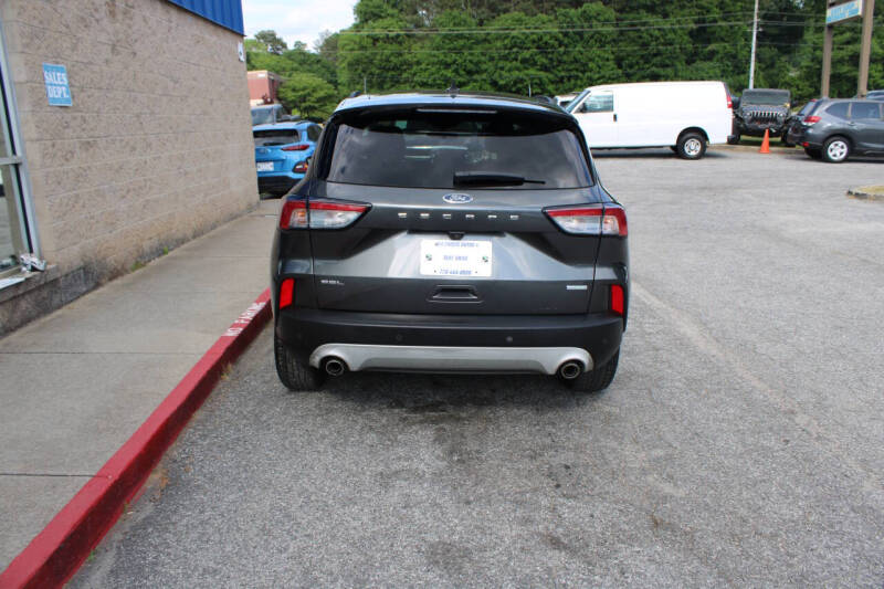 2020 Ford Escape SEL