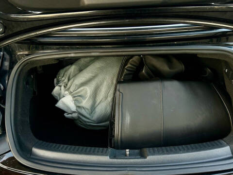 2013 Volkswagen Beetle Convertible 2.5L 50s Edition