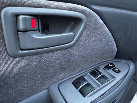 1999 Toyota Camry LE V6