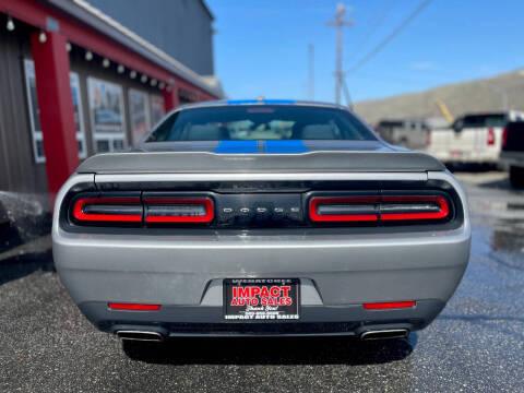 2015 Dodge Challenger SXT