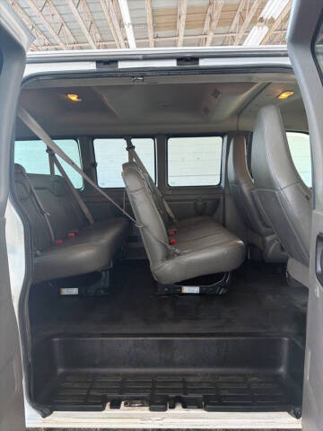 2017 Chevrolet Express LS 3500