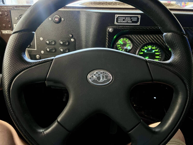 2004 AM General Hummer