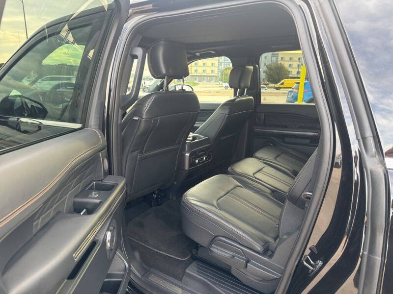 2024 Ford Expedition MAX Platinum