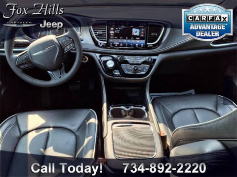 2025 Chrysler Pacifica Limited