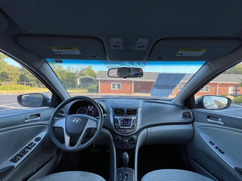 2015 Hyundai Accent GLS